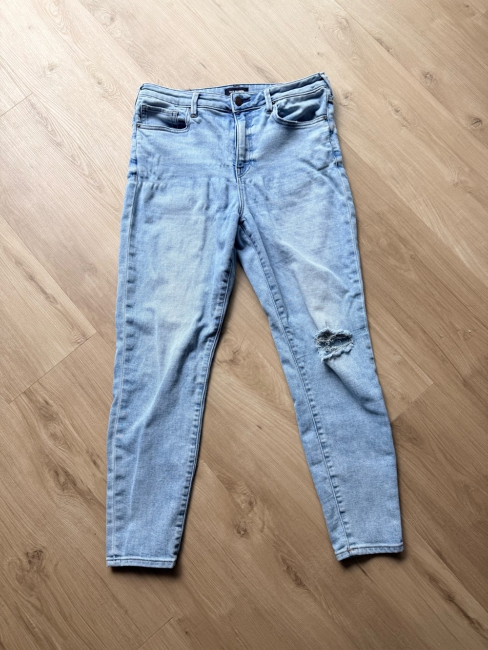 True Religion Halle Light Blue Women's Ripped Jeans